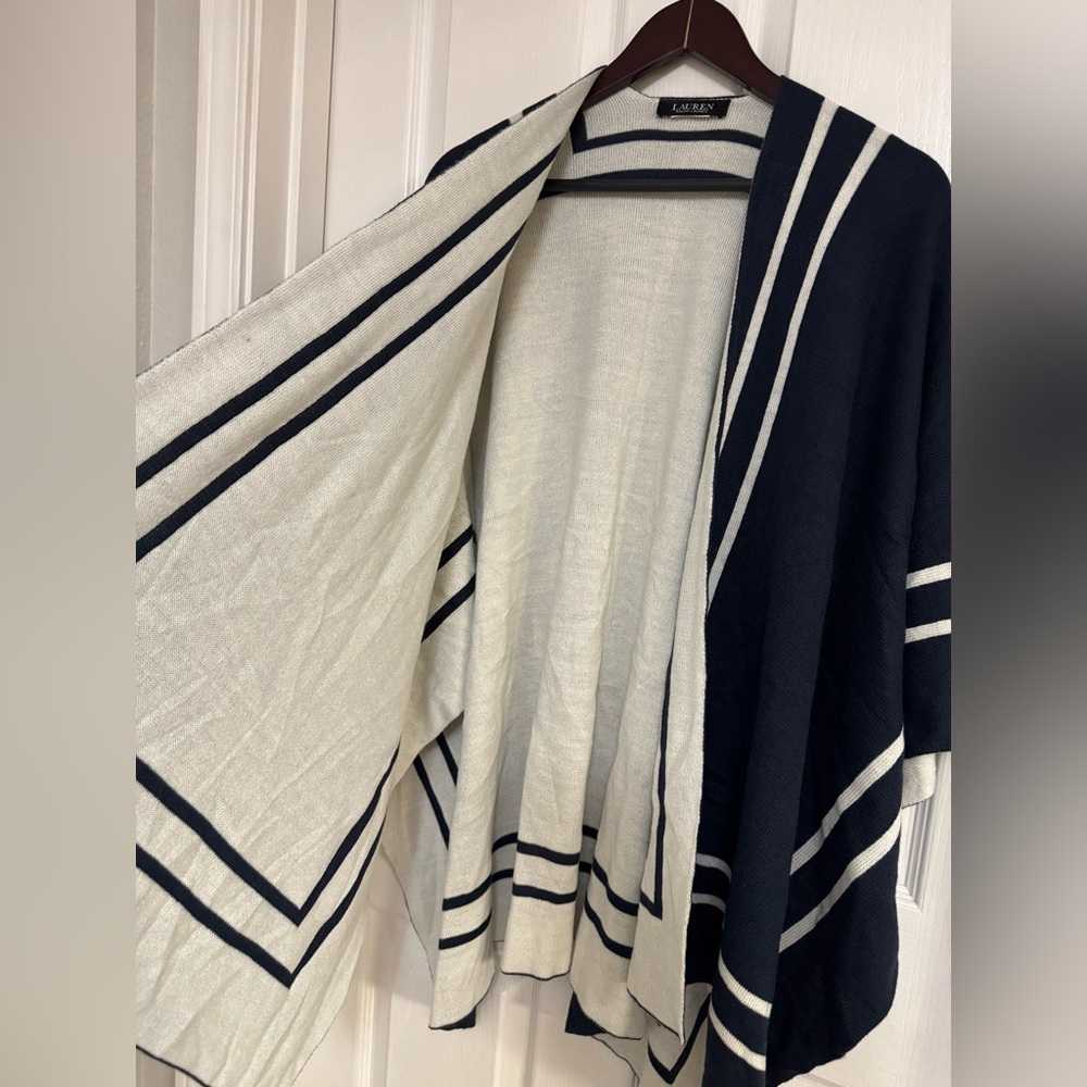 Lauren Ralph Lauren Navy Cream Stripe Reversible Poncho Cape Wrap One Size - Picture 8 of 8